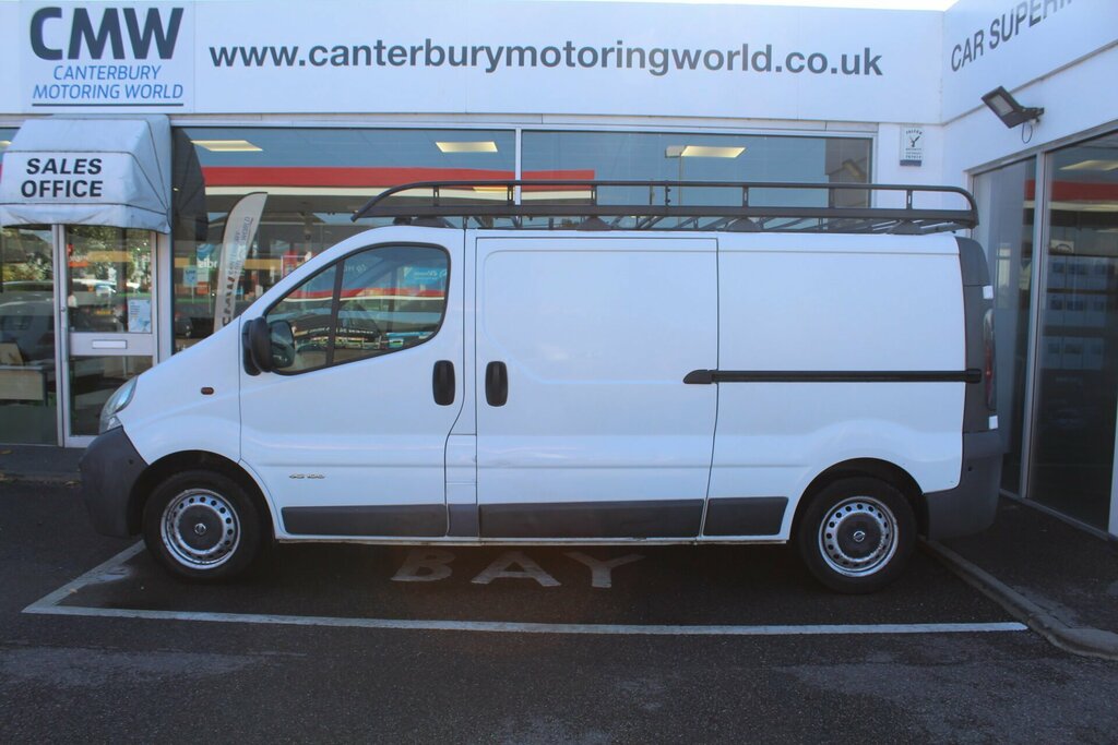 Nissan Primastar Mpv Blue #2