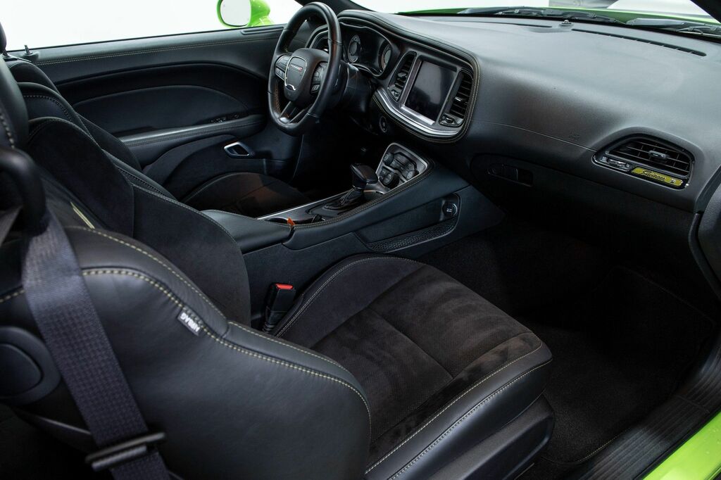 Dodge Challenger  Green #31