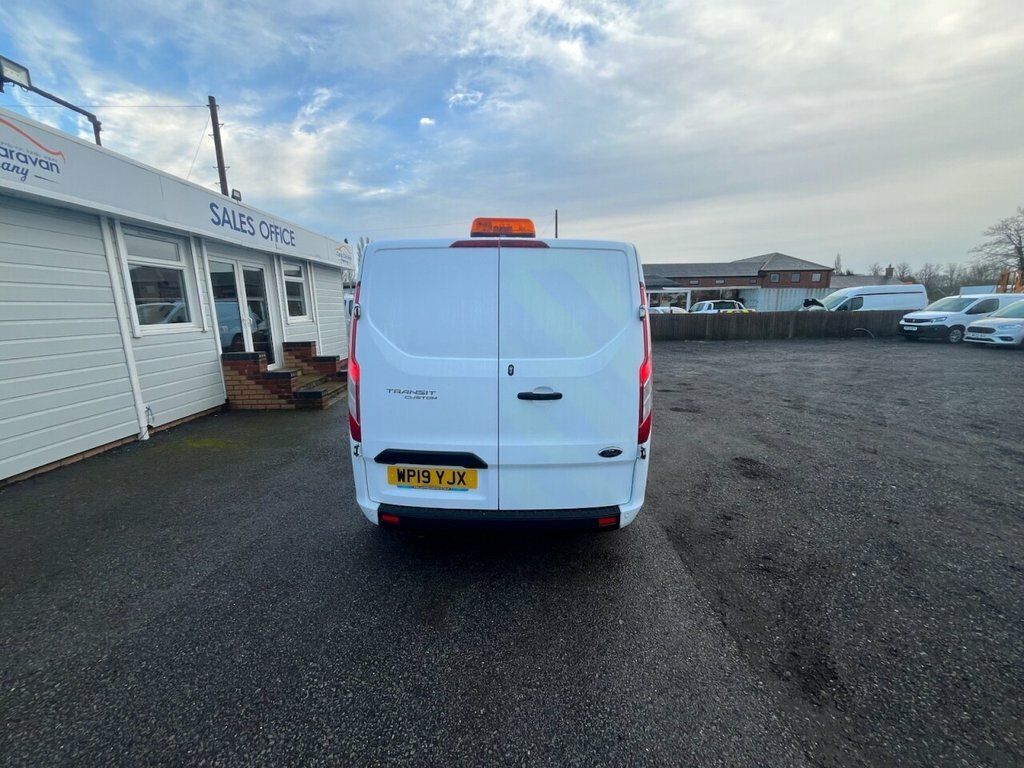Ford Transit Custom 2L Trend WP19YJX White #4