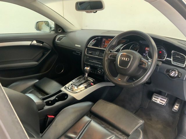 Audi RS5 4.2 Fsi Black #13