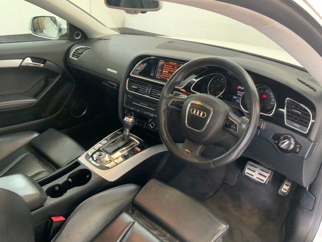 Audi RS5 4.2 Fsi Black #20