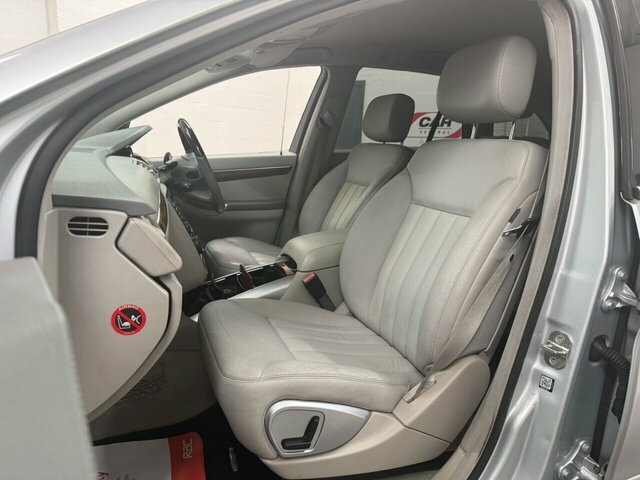 Mercedes-Benz R Class Mpv Silver #24
