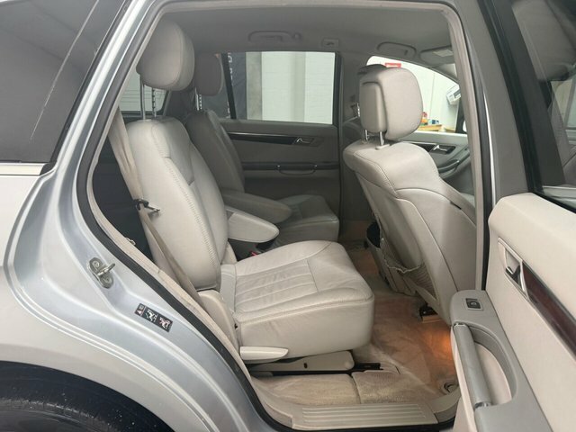 Mercedes-Benz R Class Mpv Silver #18