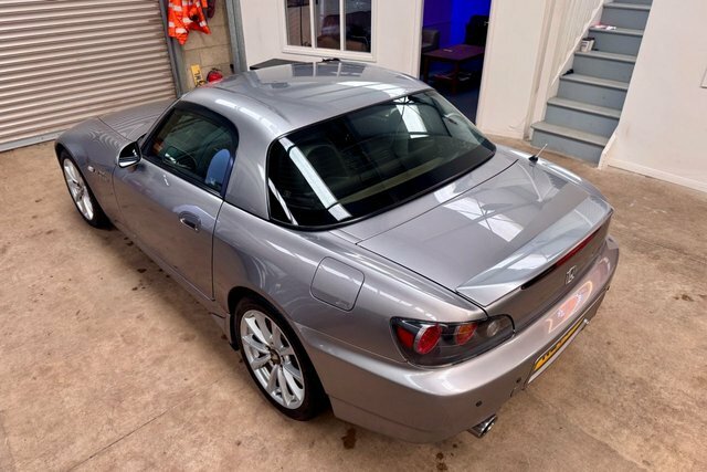 Honda S2000 2.0 I-vtec Gt Convertible Red #13