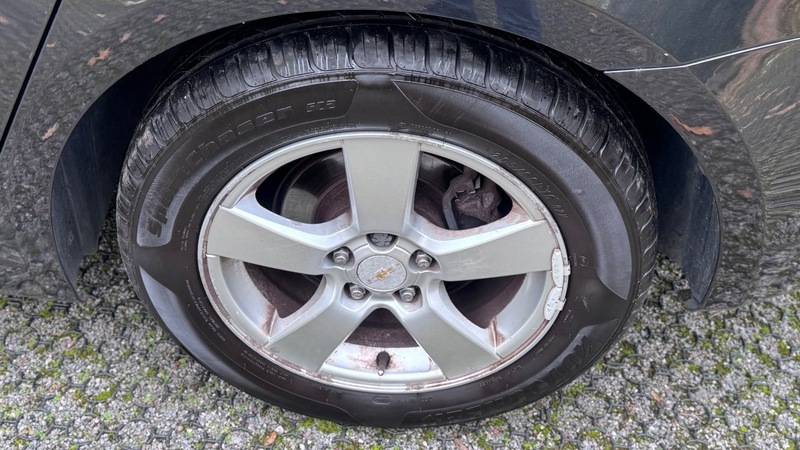 Chevrolet Cruze 1.6 Ls Silver #22