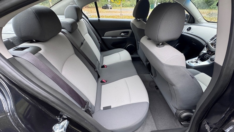 Chevrolet Cruze 1.6 Ls Silver #4