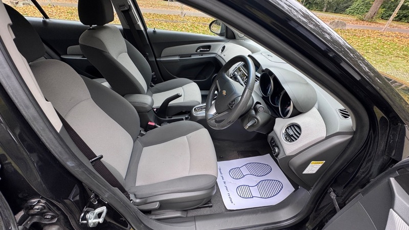 Chevrolet Cruze 1.6 Ls Silver #3