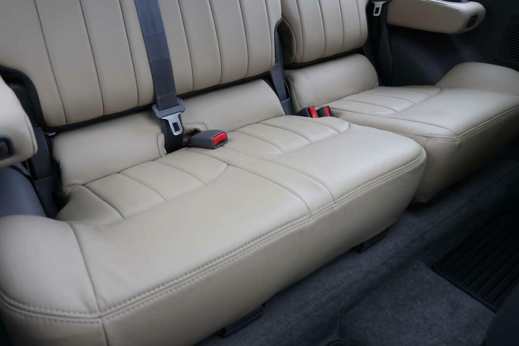 Mitsubishi Shogun 3.5 V6 Equippe Silver #11