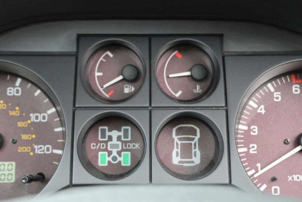 Mitsubishi Shogun 3.5 V6 Equippe Silver #49