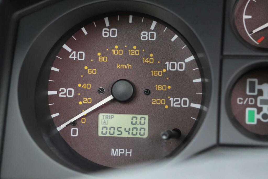 Mitsubishi Shogun 3.5 V6 Equippe Silver #47