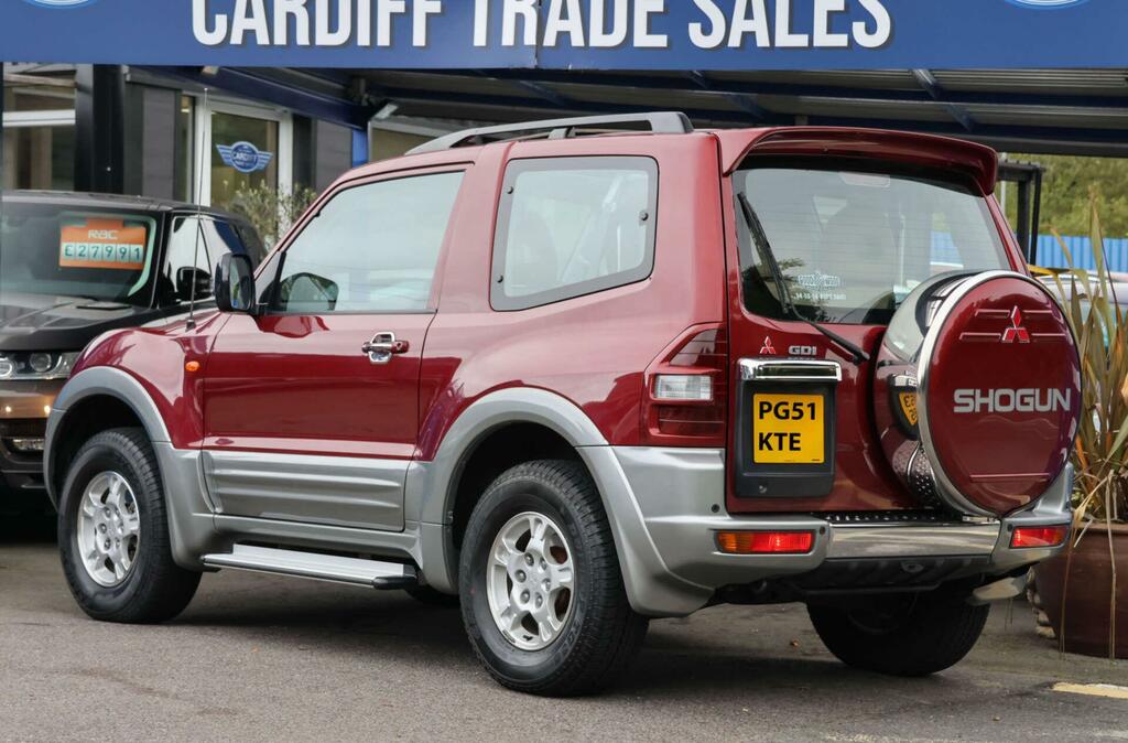 Mitsubishi Shogun 3.5 V6 Equippe Silver #22