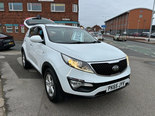 Kia Sportage Suv PK65JYV White #3