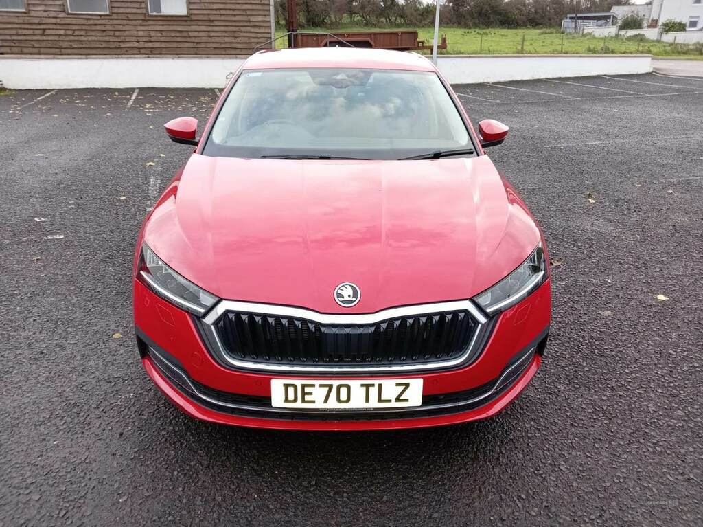 Skoda Octavia 1.5 Tsi Se L First Edition DE70TLZ Red #5