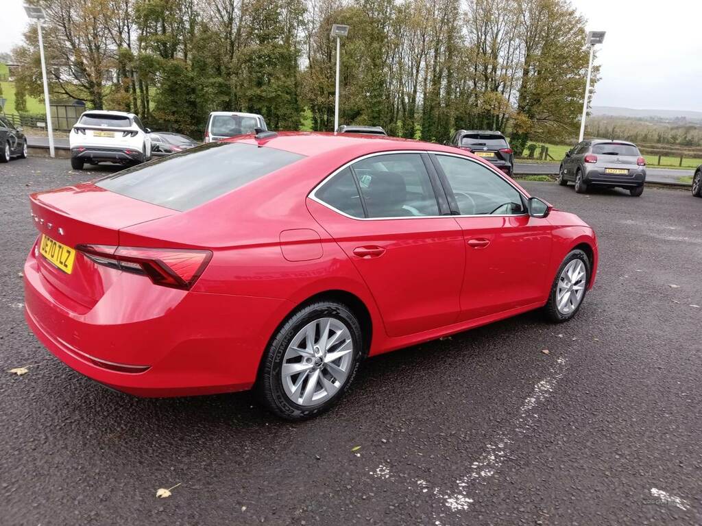 Skoda Octavia 1.5 Tsi Se L First Edition DE70TLZ Red #6