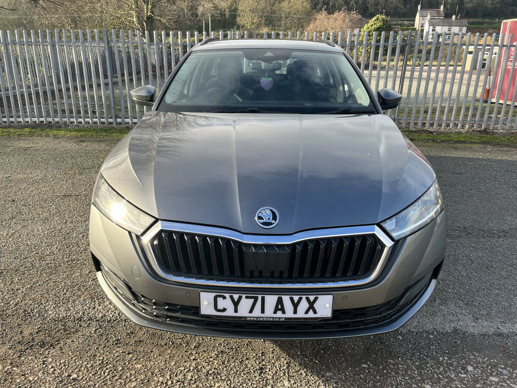 Skoda Octavia Se Technology Tsi Iv CY71AYX Grey #4