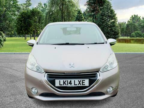 Peugeot 208 1.2 E-vti Puretech Pink #2