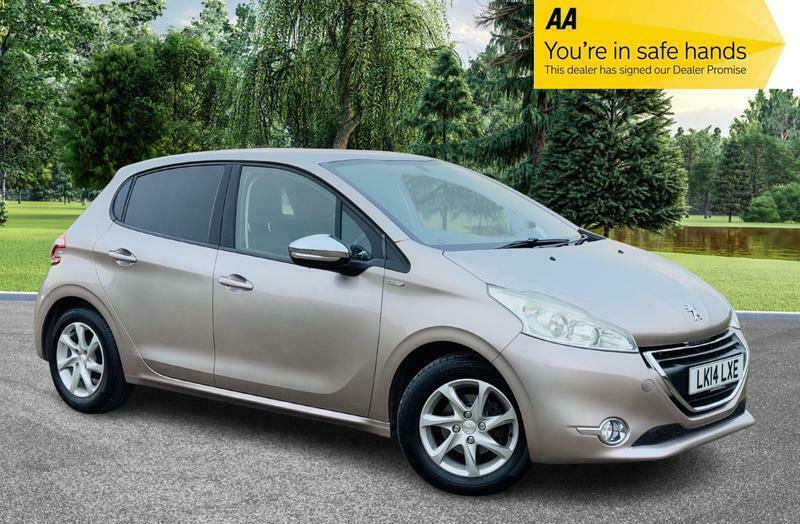 Peugeot 208 1.2 E-vti Puretech Pink