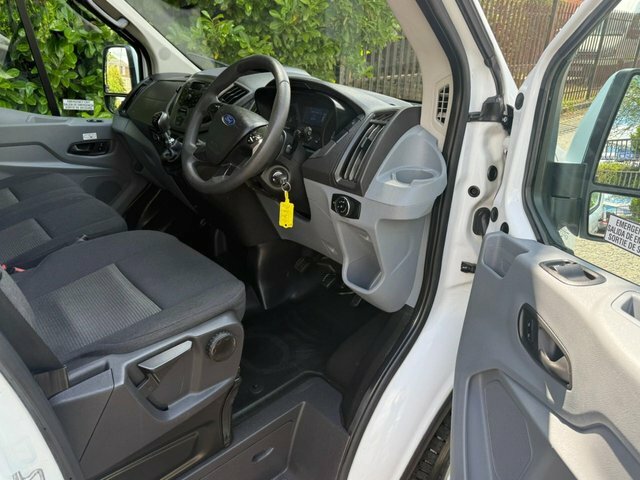 Ford Transit Custom Manual SH67WUB White #6