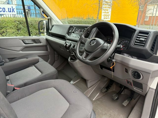 Volkswagen Crafter Manual YG70XYE White #4