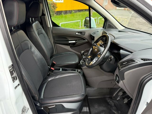 Ford Transit Connect Manual AY21KHV White #6