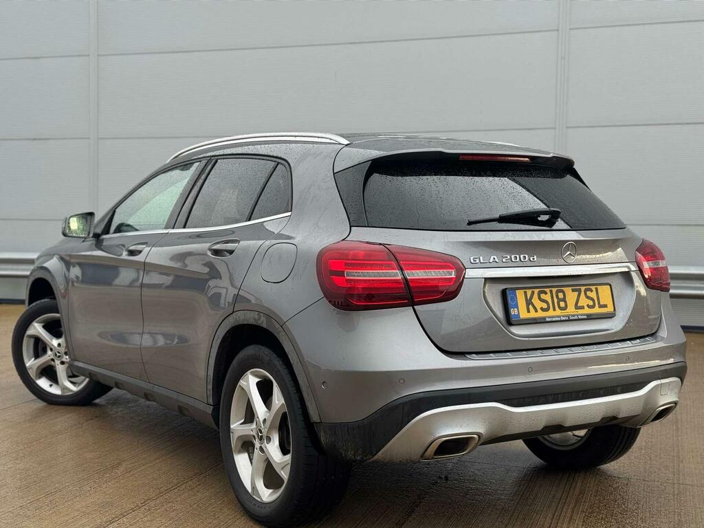 Mercedes-Benz GLA Class 2.1 Gla200d Sport Premium Plus 7G-dct Euro 6 S KS18ZSL Grey #4