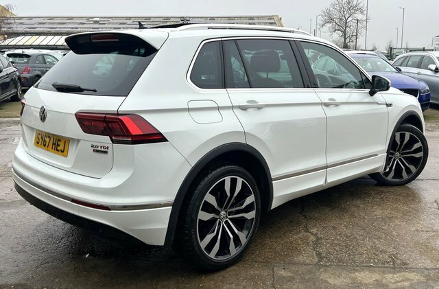 Volkswagen Tiguan 2.0 Tdi R-line Suv Dsg 4Motion Euro 6 SV67HEJ White #4