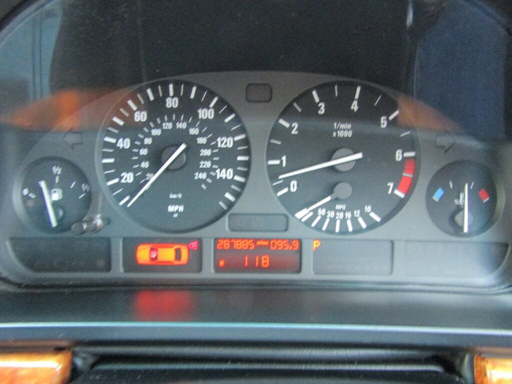 BMW 5 Series 523I Se Blue #10