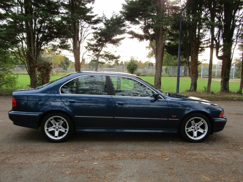 BMW 5 Series 523I Se Blue #5