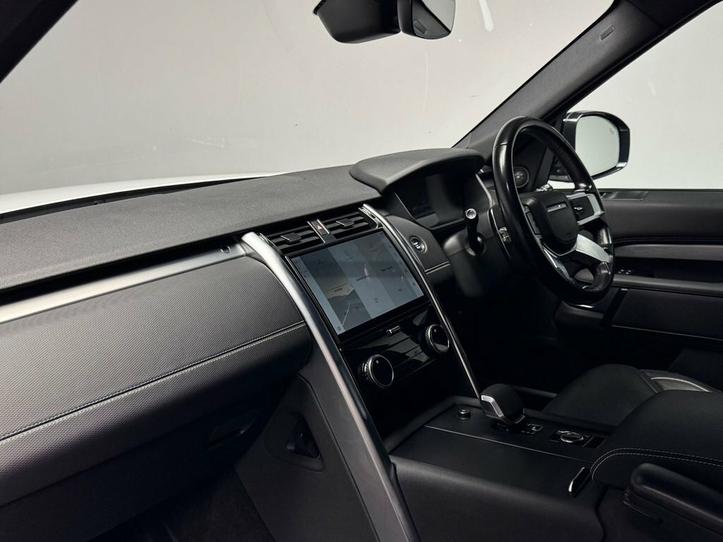 Land Rover Discovery 3L R-dynamic Hse KR72FCM White #4