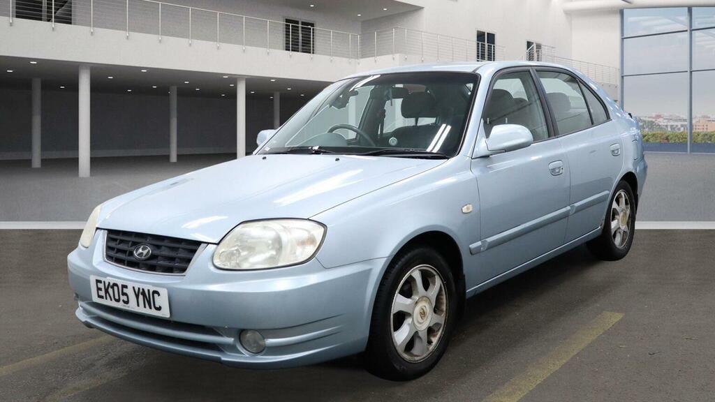 Hyundai Accent 1.6 Cdx Blue #5