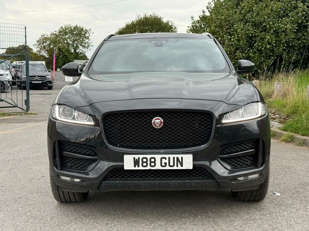 Jaguar F-Pace Black #3