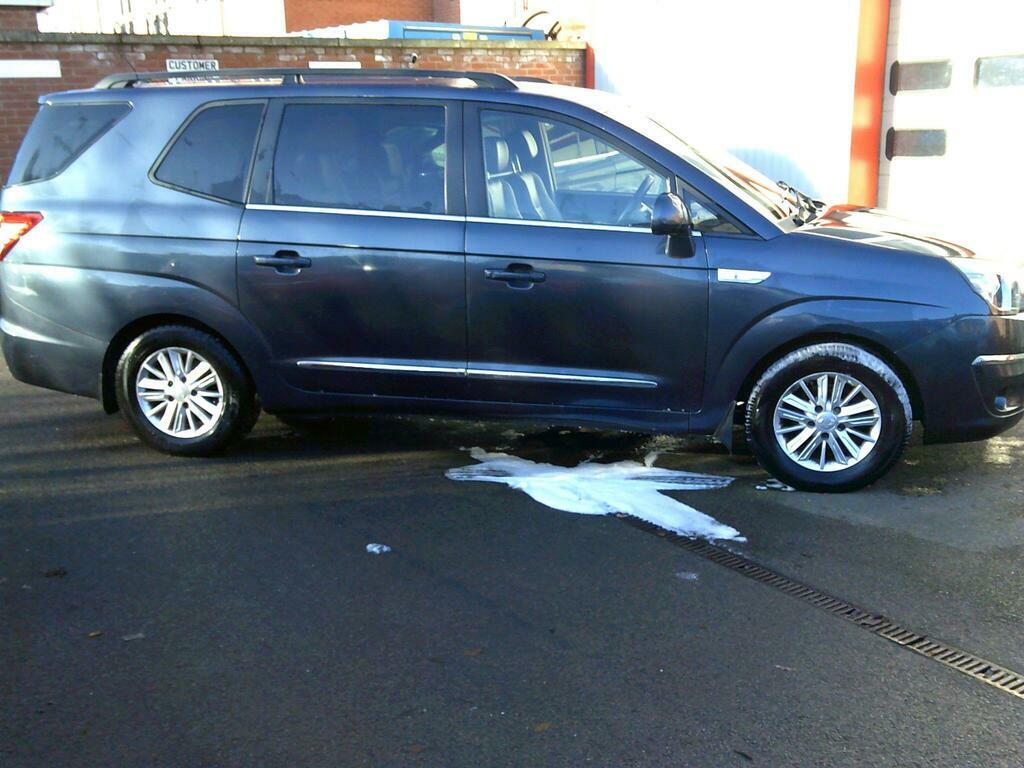 SsangYong Turismo 2.0 E-xdi Es T-tronic Euro 5 Grey #6