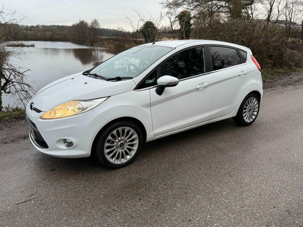 Ford Fiesta 1.4 Titanium White