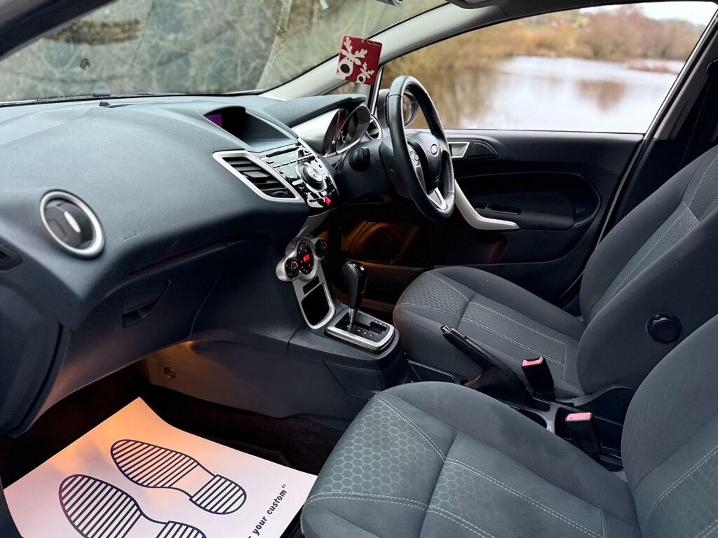 Ford Fiesta 1.4 Titanium White #4