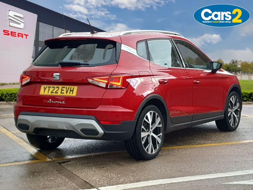 Seat Arona 1.0 Tsi 110 Xperience Lux YT22EVH Red #3