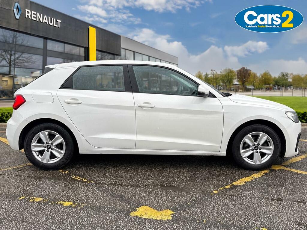 Audi A1 25 Tfsi Technik KF72VCY White #2