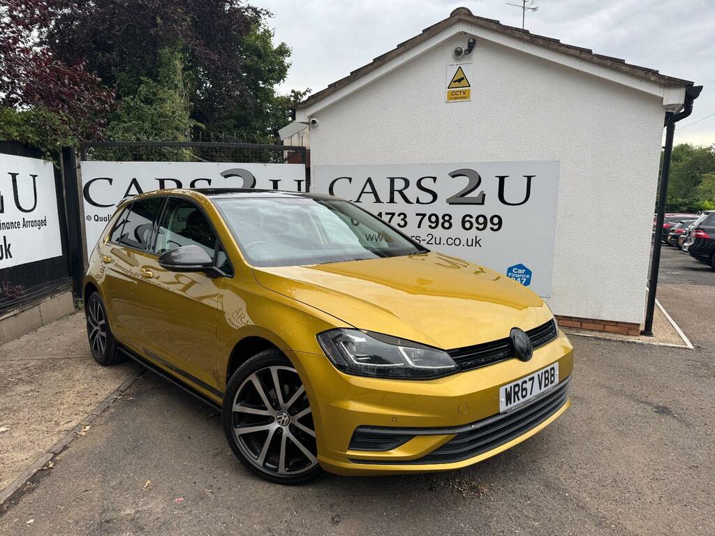 Volkswagen Golf Hatchback 1.4 Tsi Se 2017 Yellow