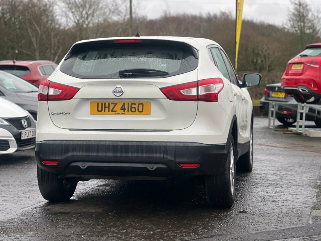 Nissan Qashqai 1.2L Acenta UHZ4160 White #6