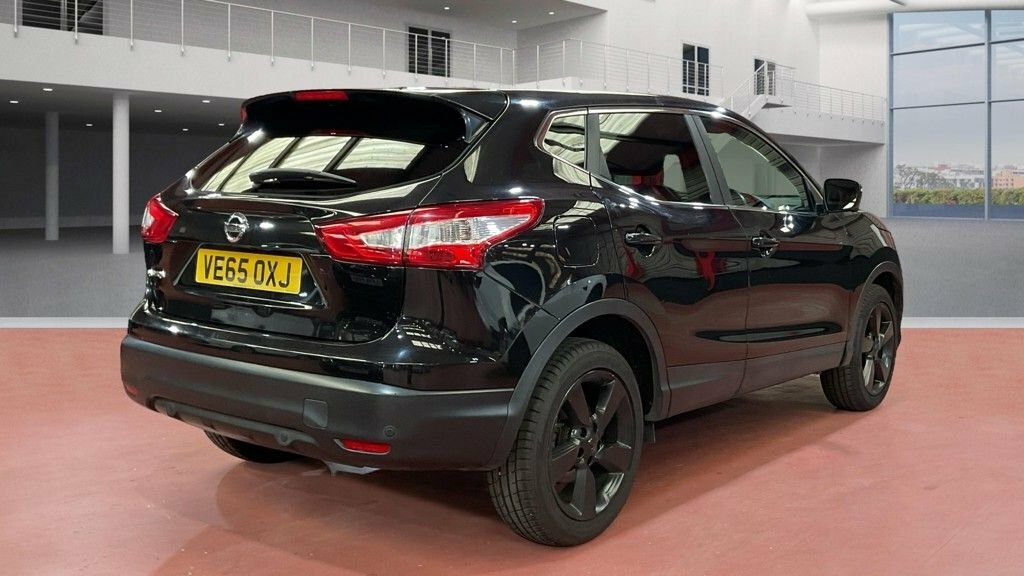 Nissan Qashqai 1.2L N-tec VE65OXJ Black #3