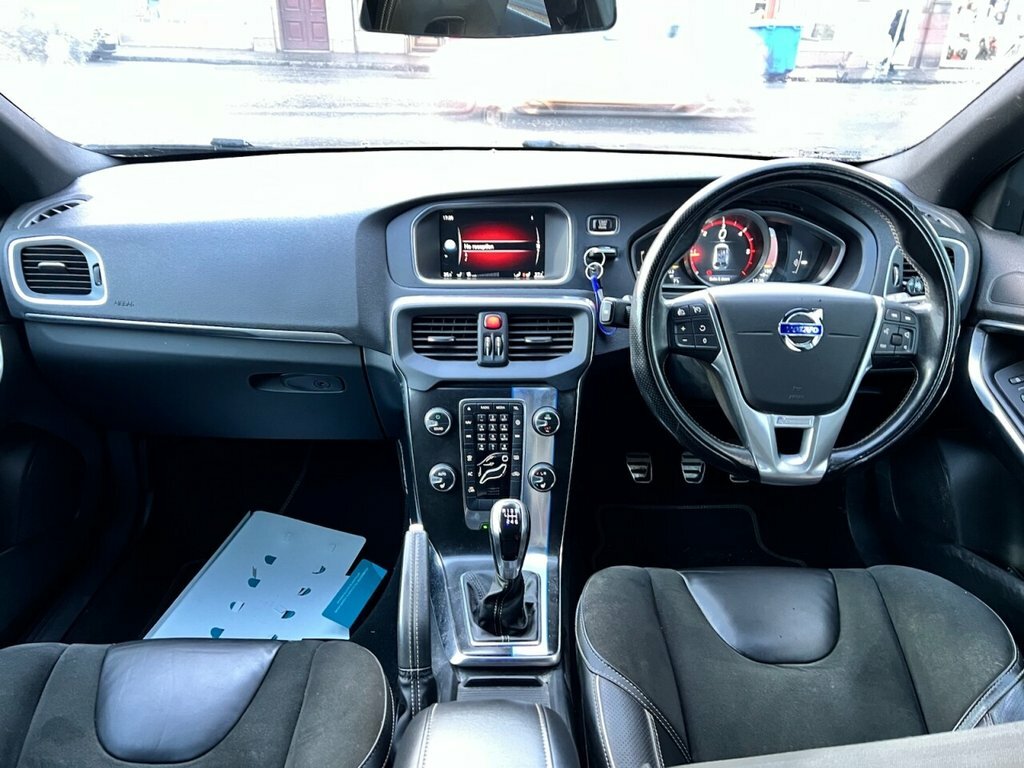 Volvo V40 1.6L R-design Nav Grey #4