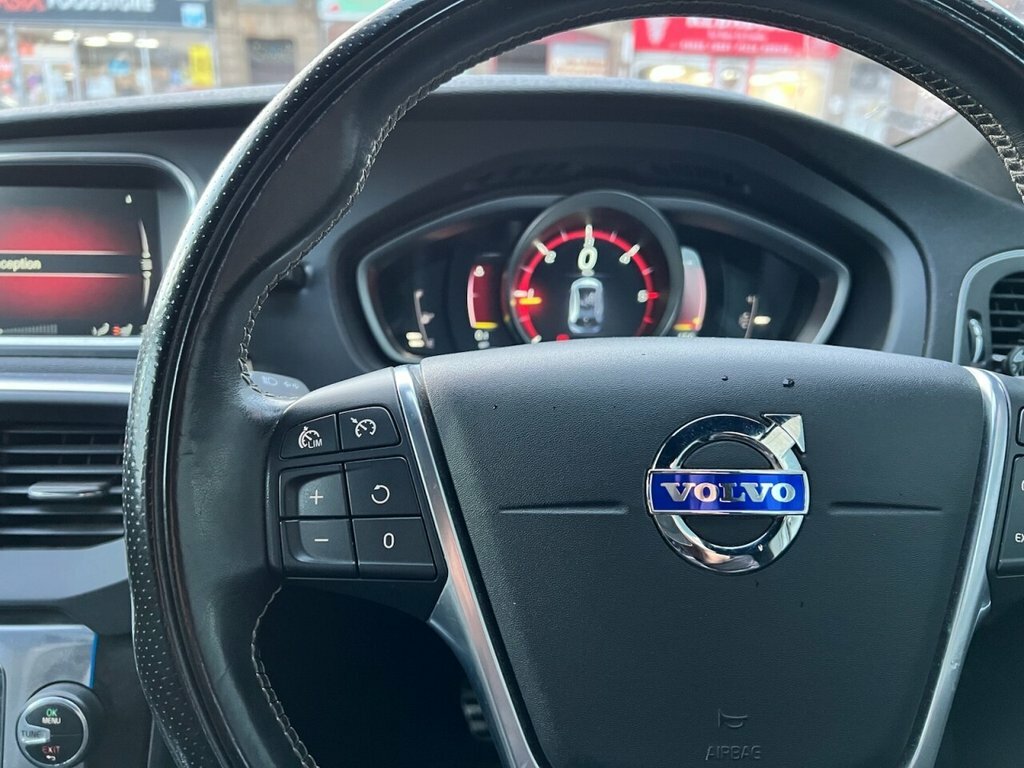 Volvo V40 1.6L R-design Nav Grey #6