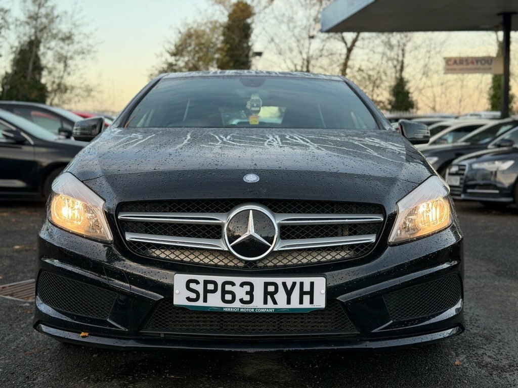 Mercedes-Benz A Class 2L Amg Sport Black #2