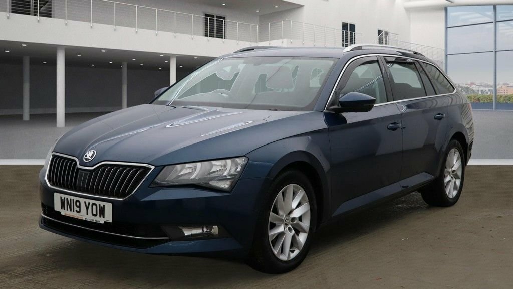 Skoda Superb 2L Se Technology Blue