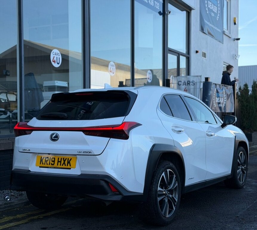 Lexus UX 2L Null KR19HXK White #4