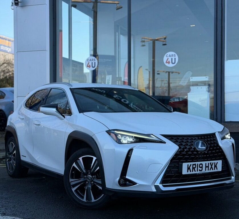 Lexus UX 2L Null White
