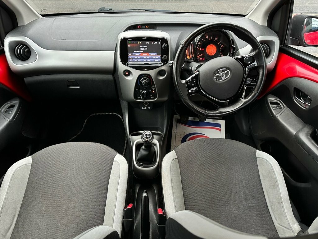 Toyota Aygo 1L X-play FL17YSF Red #6