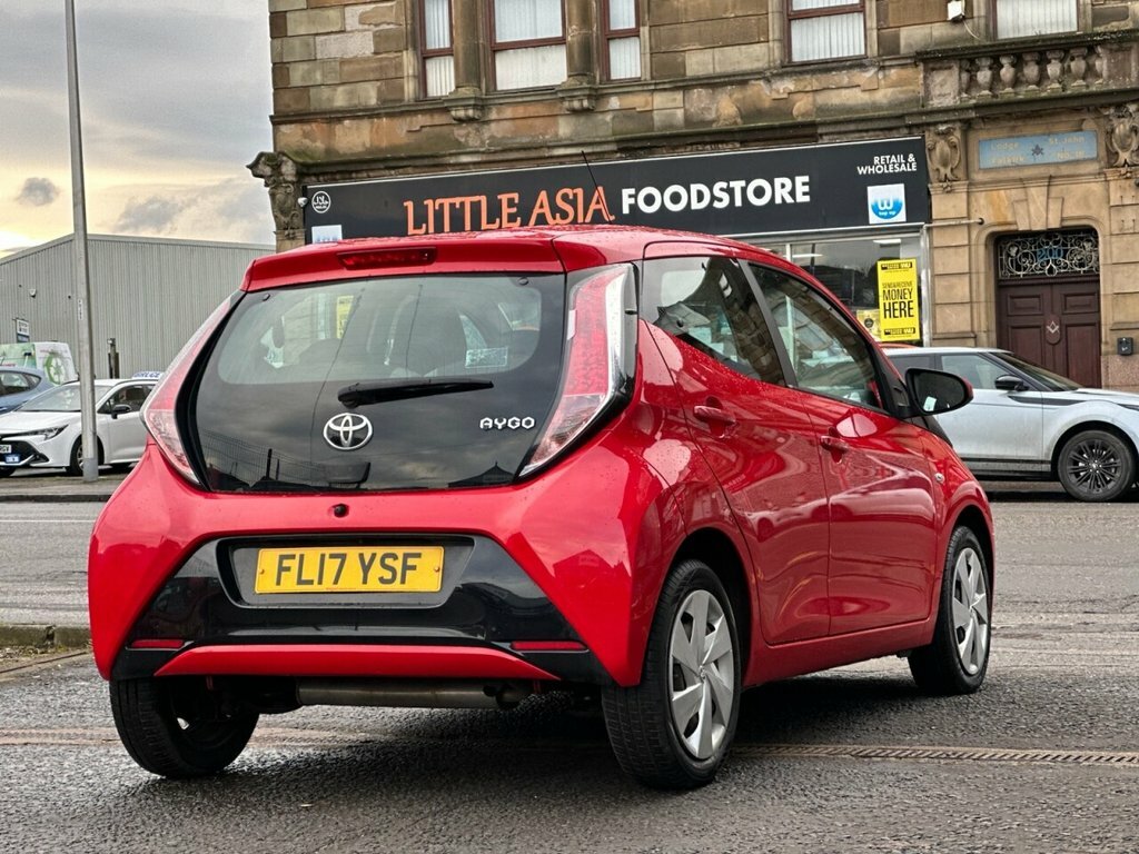 Toyota Aygo 1L X-play FL17YSF Red #4