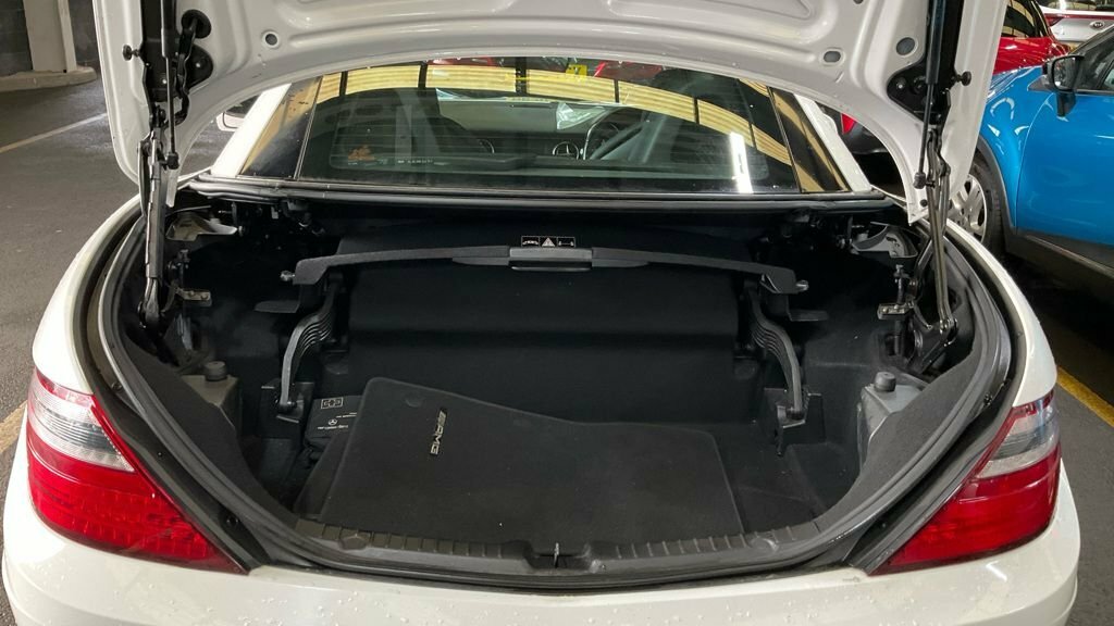 Mercedes-Benz SLK 2L Amg Sport KV63EWM White #6