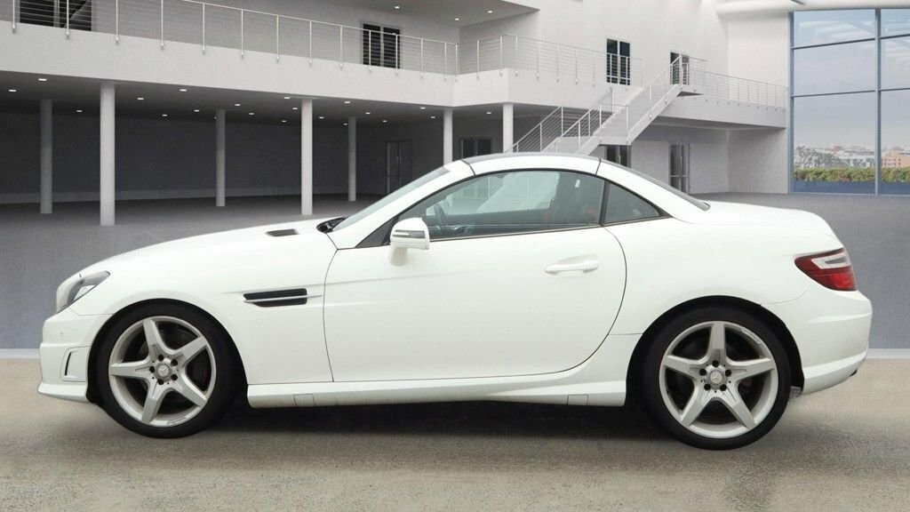 Mercedes-Benz SLK 2L Amg Sport KV63EWM White #5