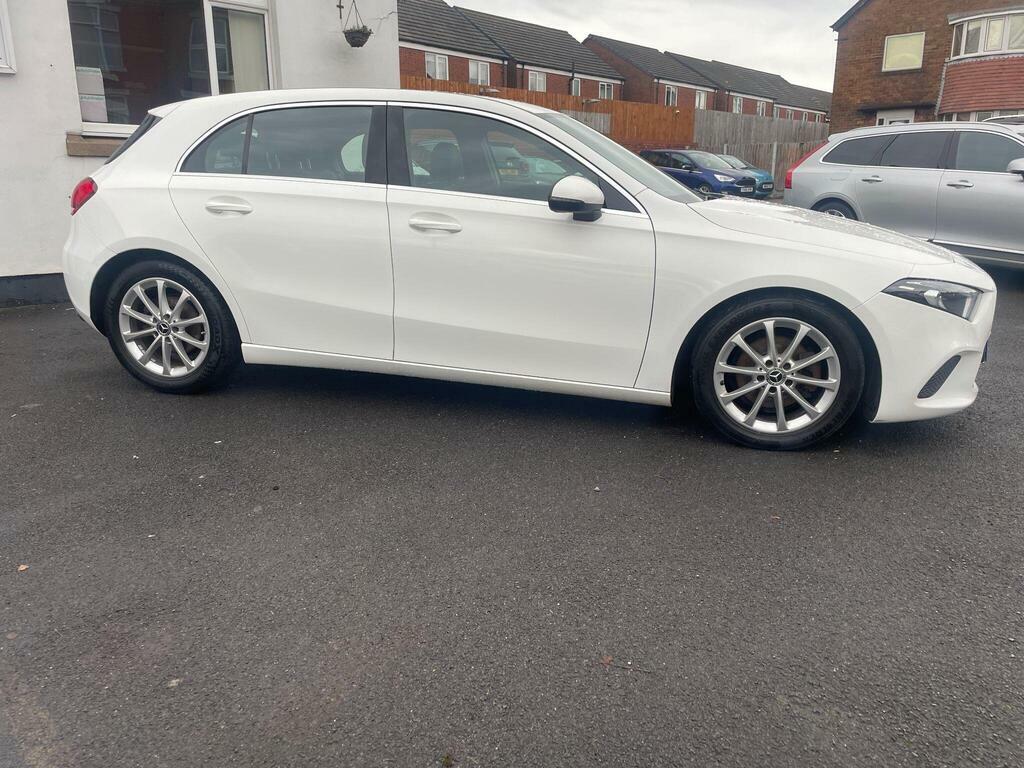Mercedes-Benz A Class 1.5 A180d Sport Hatchback KL68KZT White #4